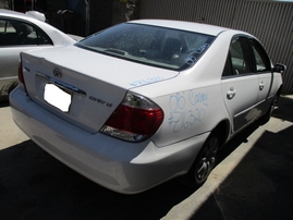2005 TOYOTA CAMRY LE WHITE 2.4L AT Z16320